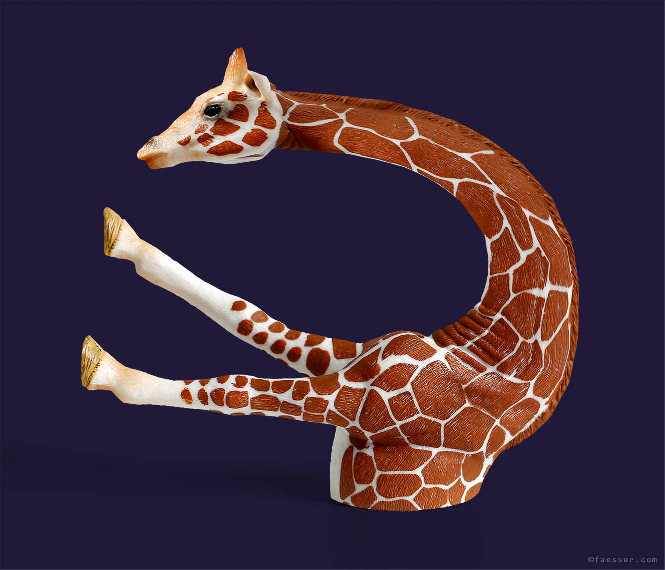 A giraffe is showing the Foot Kisser figure as a new Asana exercise; work of art as figurative sculpture; artist Roland Faesser, sculptor and painter 2019