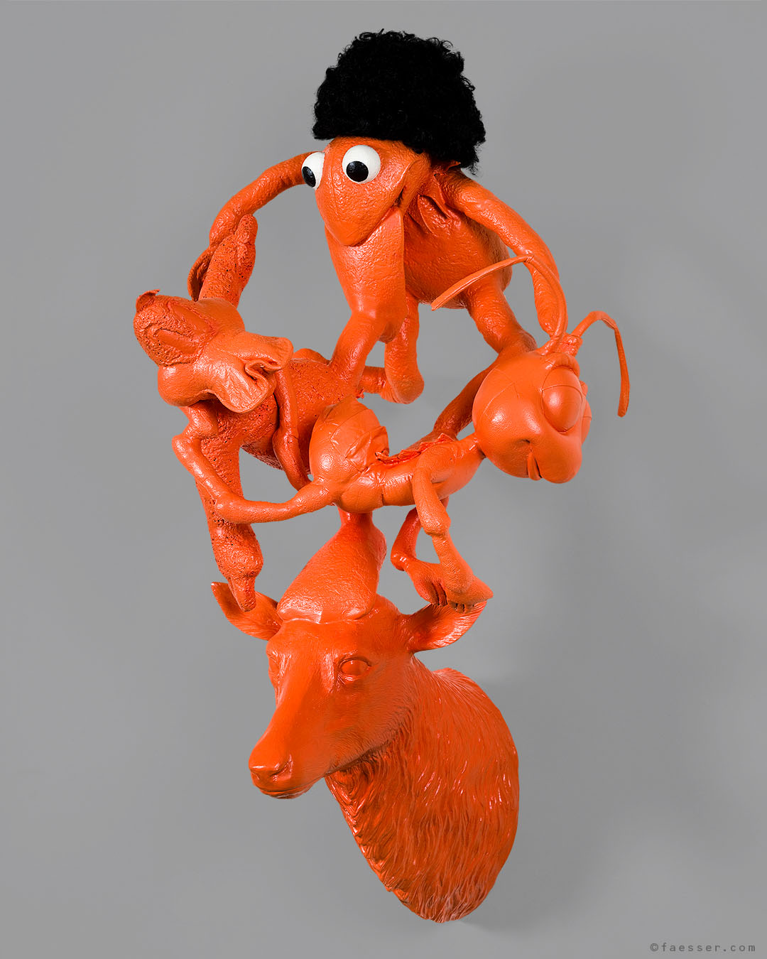 Roberto Blanco, as kermit the frog and friends, united as deer antlers; work of art as figurative sculpture; artist Roland Faesser, sculptor and painter 2008